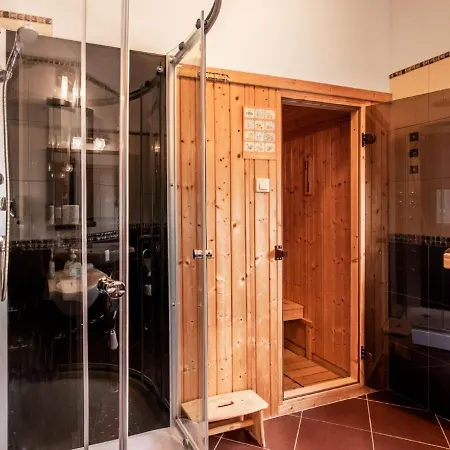 Von Valdi By Interhome